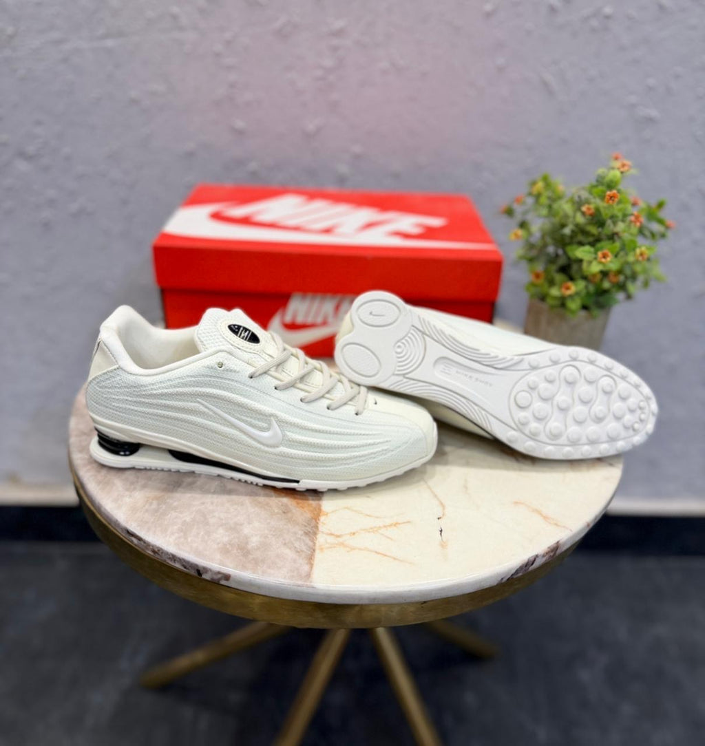 NIKE SHOX Z REIMAGINES LIGHT BONE 2026