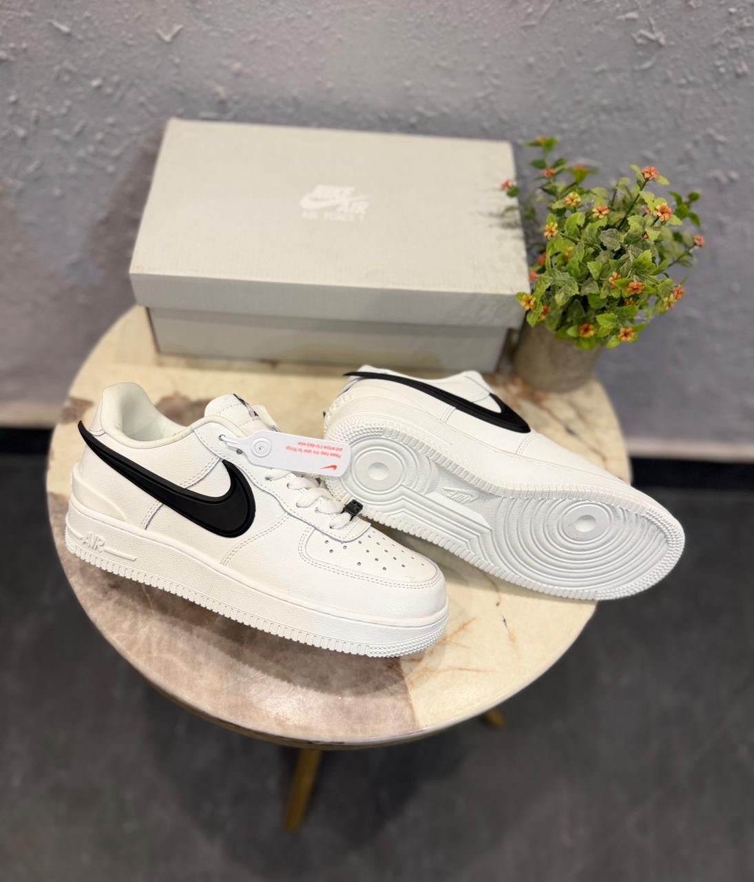NIKE AIRFORCE AMBUSH WHITE BLACK