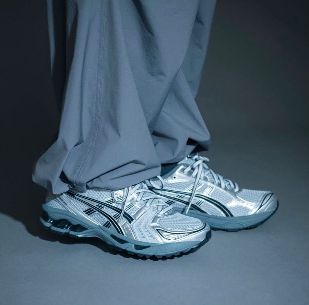 ASIXS KAYANO 14 URBAN RESEARCH 
Legit Semi U/A Quality