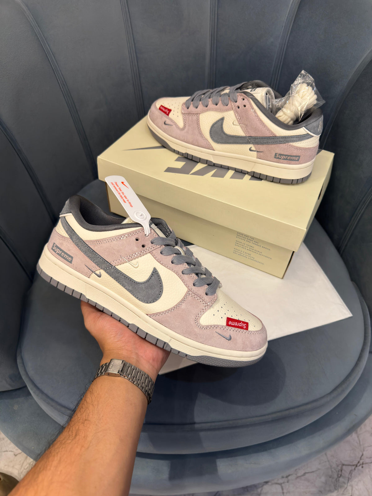 NIKE SB DUNK OG GREY X SUPREME