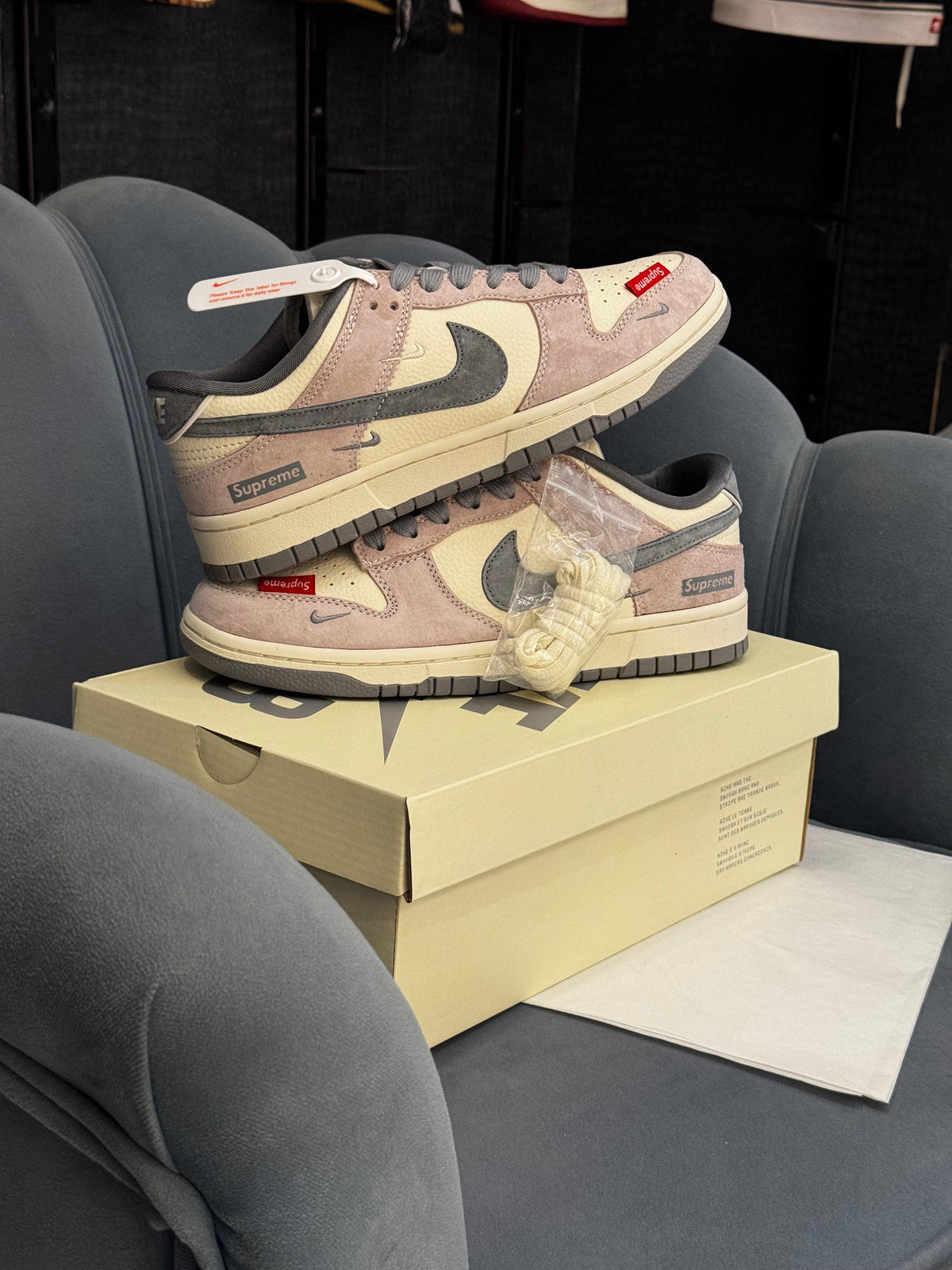 NIKE SB DUNK OG GREY X SUPREME